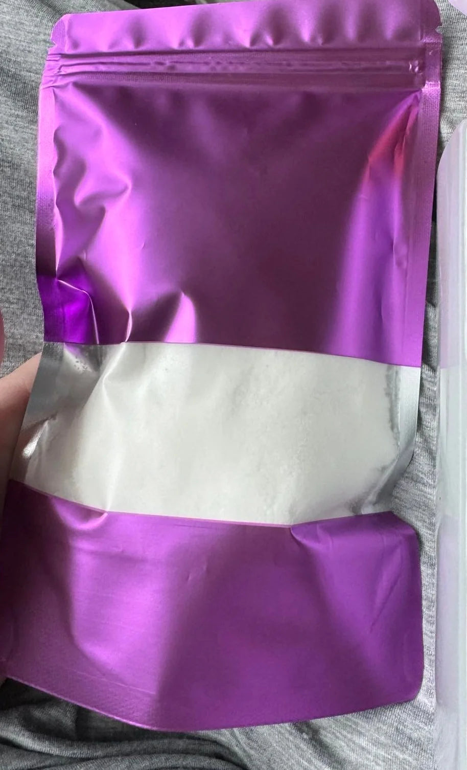 Perfume scented carpet freshener