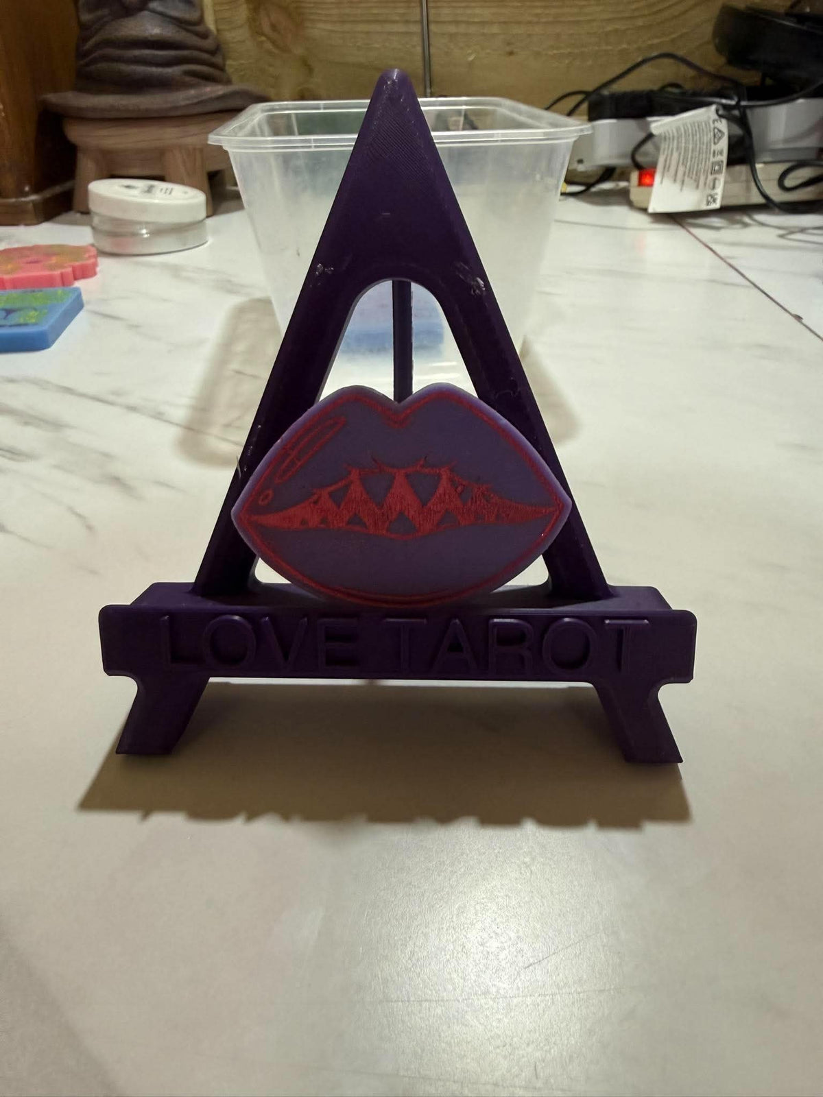 Lips waxmelt
