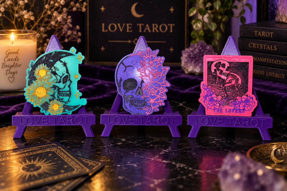 Large skull Waxmelt trio
